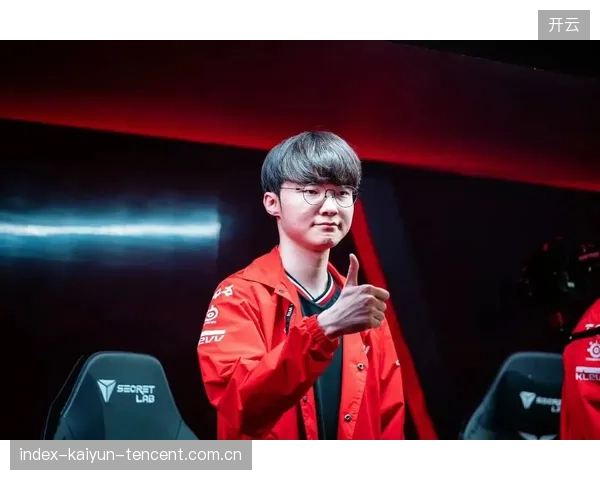 LCK内部狂喜！Faker完成最伟大的三连冠